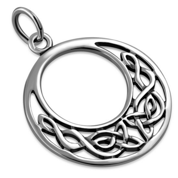 Jewelry - 𝅺SMALL, Light, Round Celtic Silver Pendant